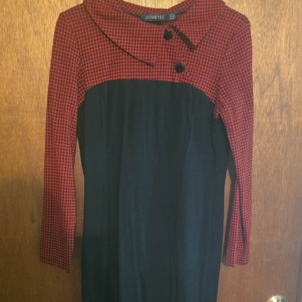 Women's Long Sleeve Red and Black Dress
